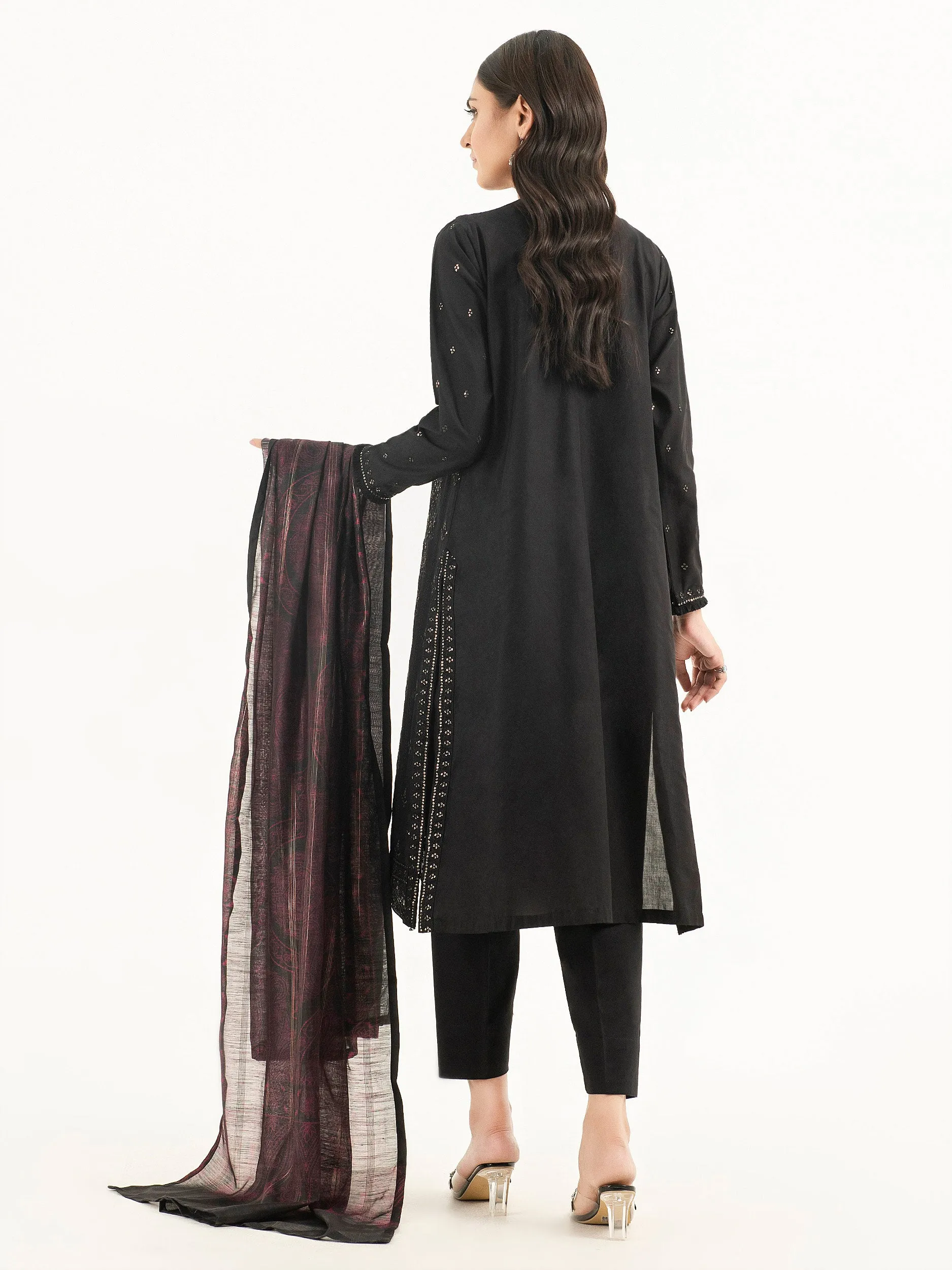 2 Piece Cambric Suit-Embroidered (Pret)