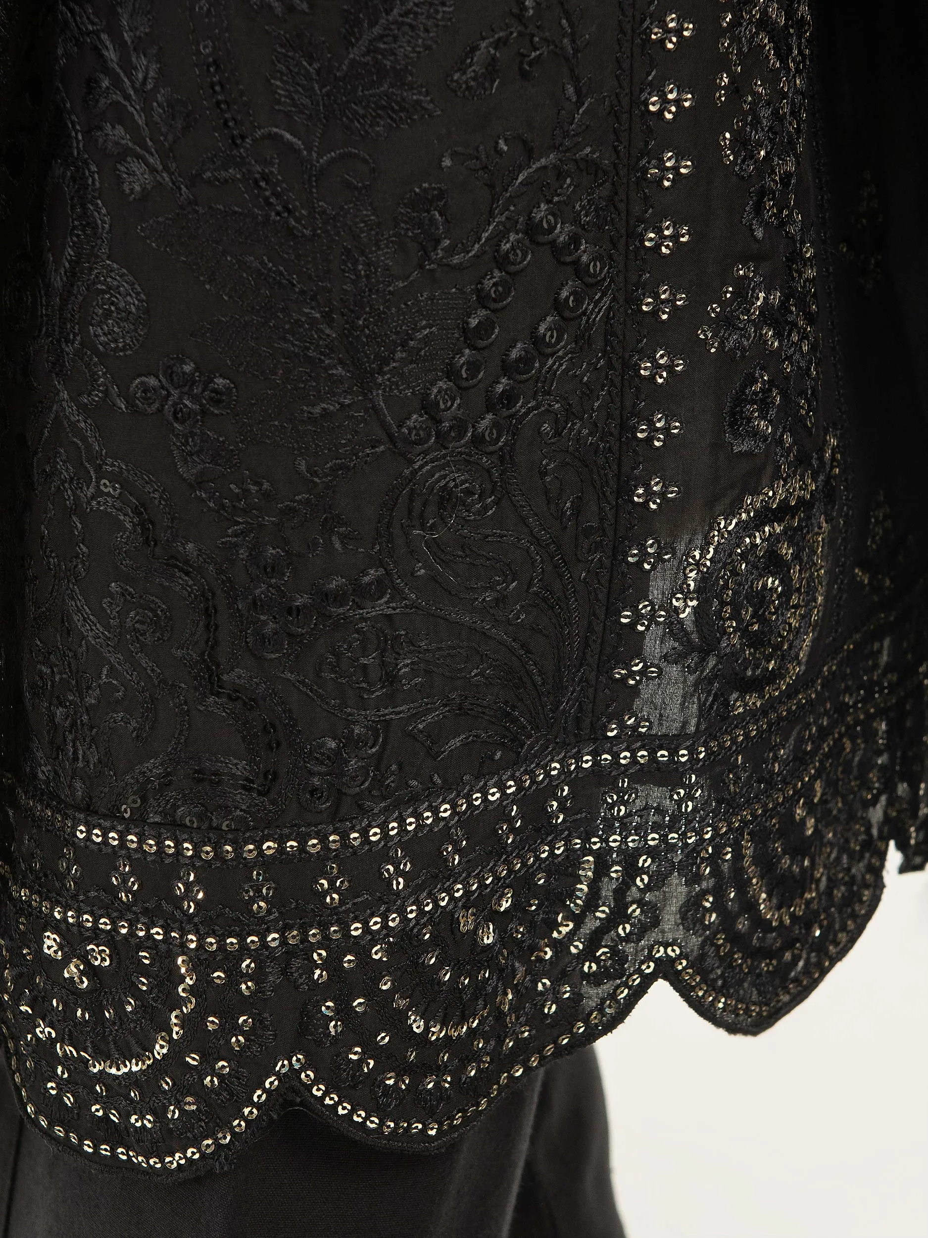 2 Piece Cambric Suit-Embroidered (Pret)