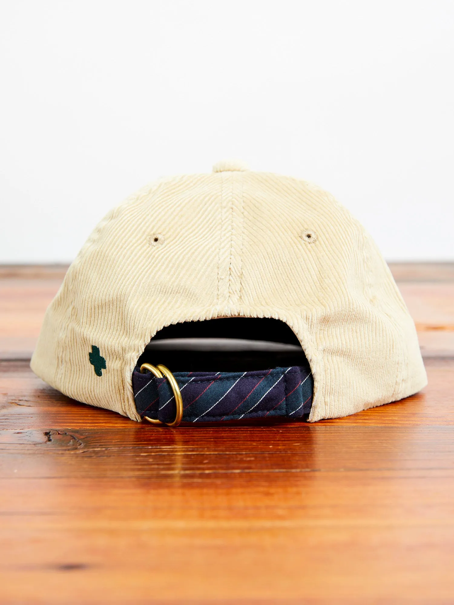 6-Panel Corduroy Cap in Beige