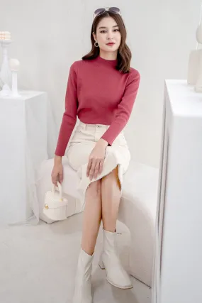 BREN HIGH NECK KNIT TOP IN BRICK