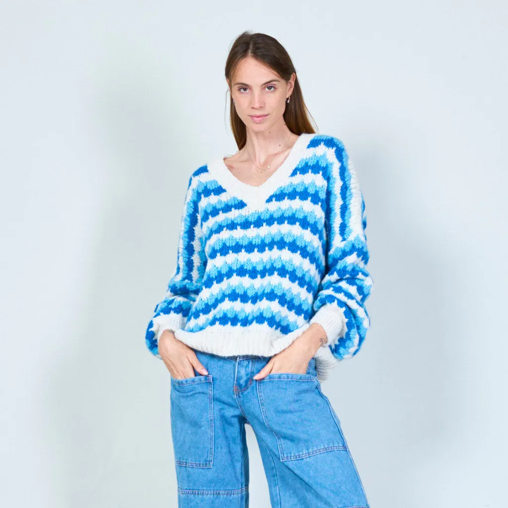 Cozy v-neck sweater with zigzag pattern wholesale