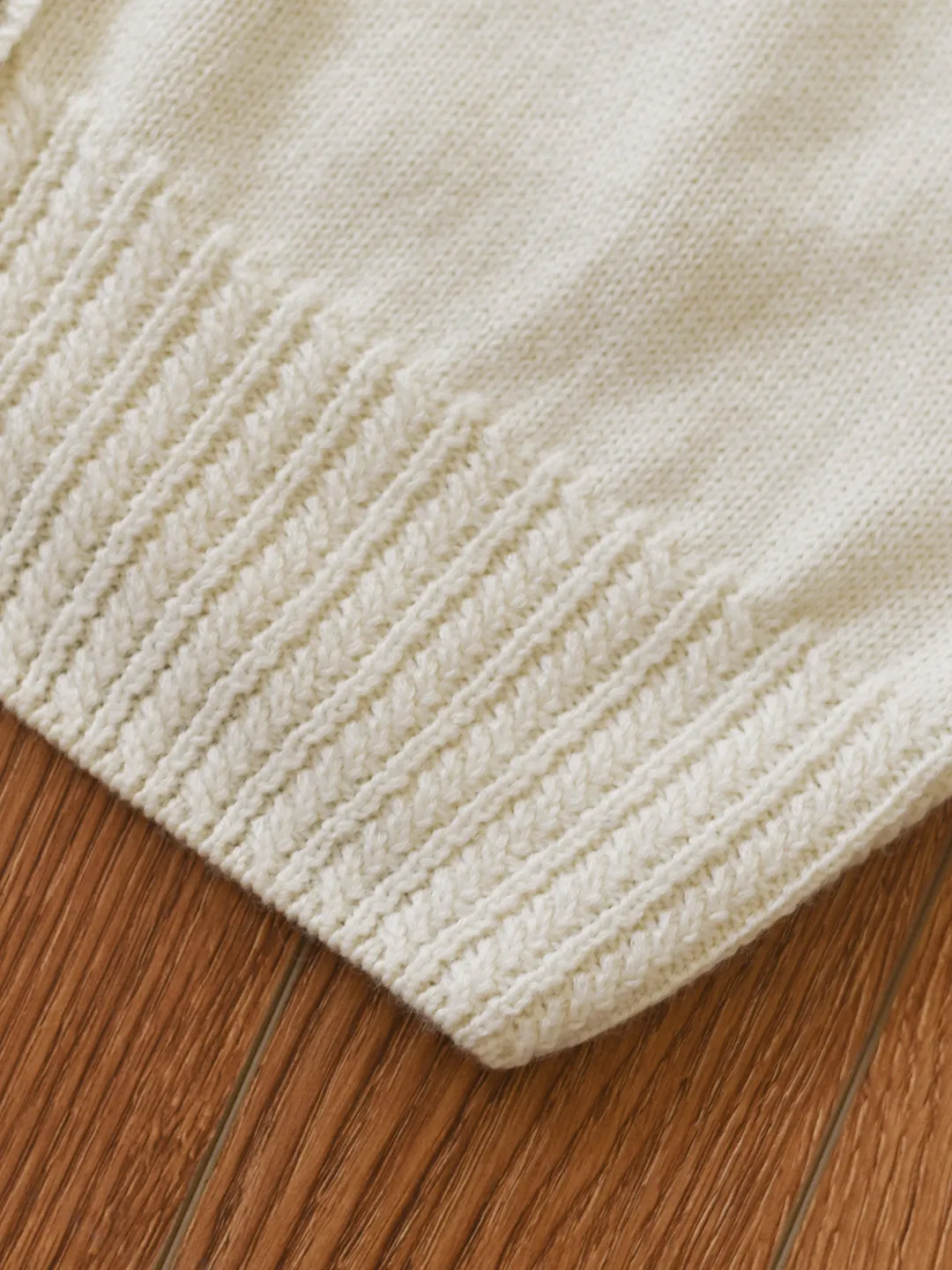 Noemi Rose Jacquard White Knit Cardigan