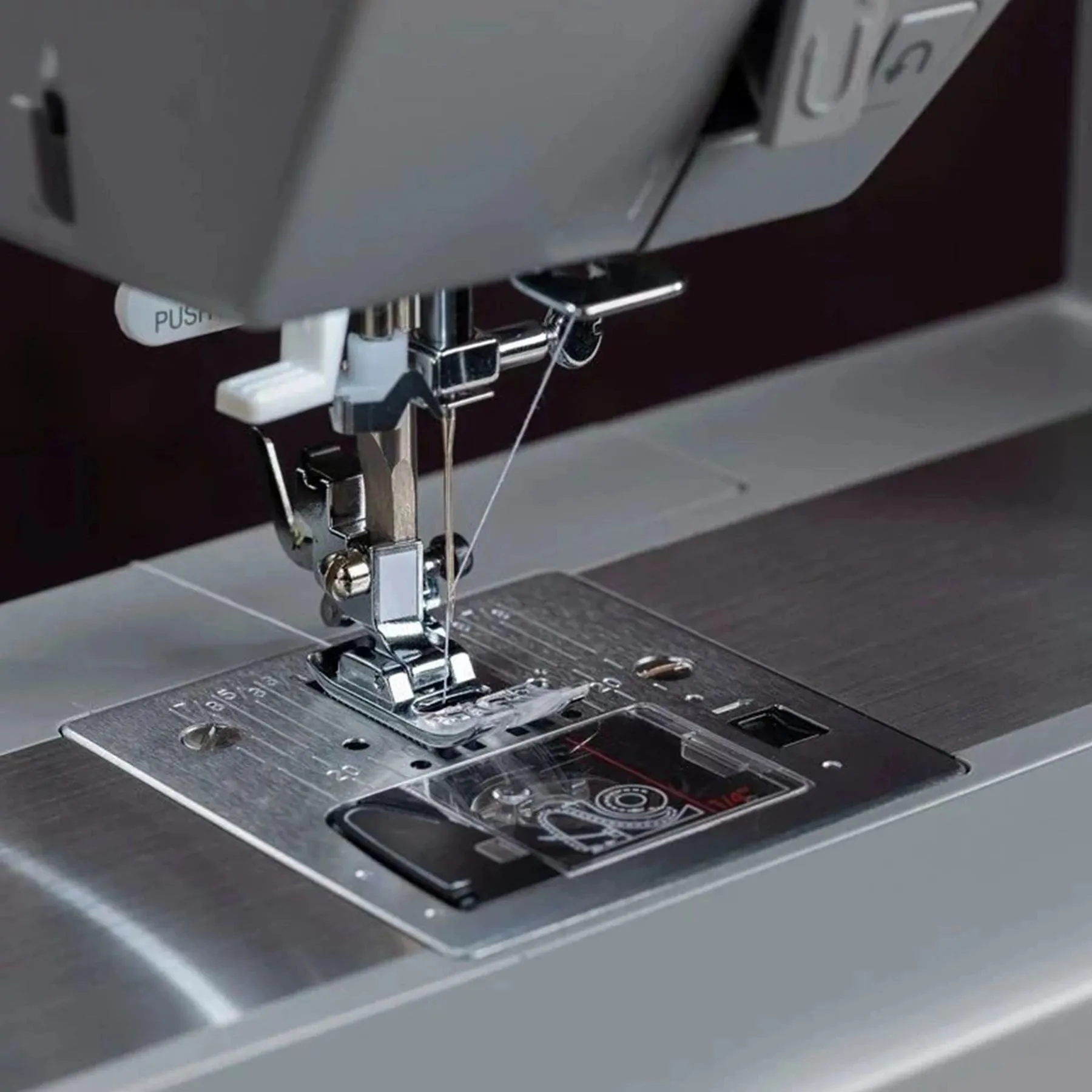 SINGER® Heavy Duty 6600C Sewing Machine Refurbished